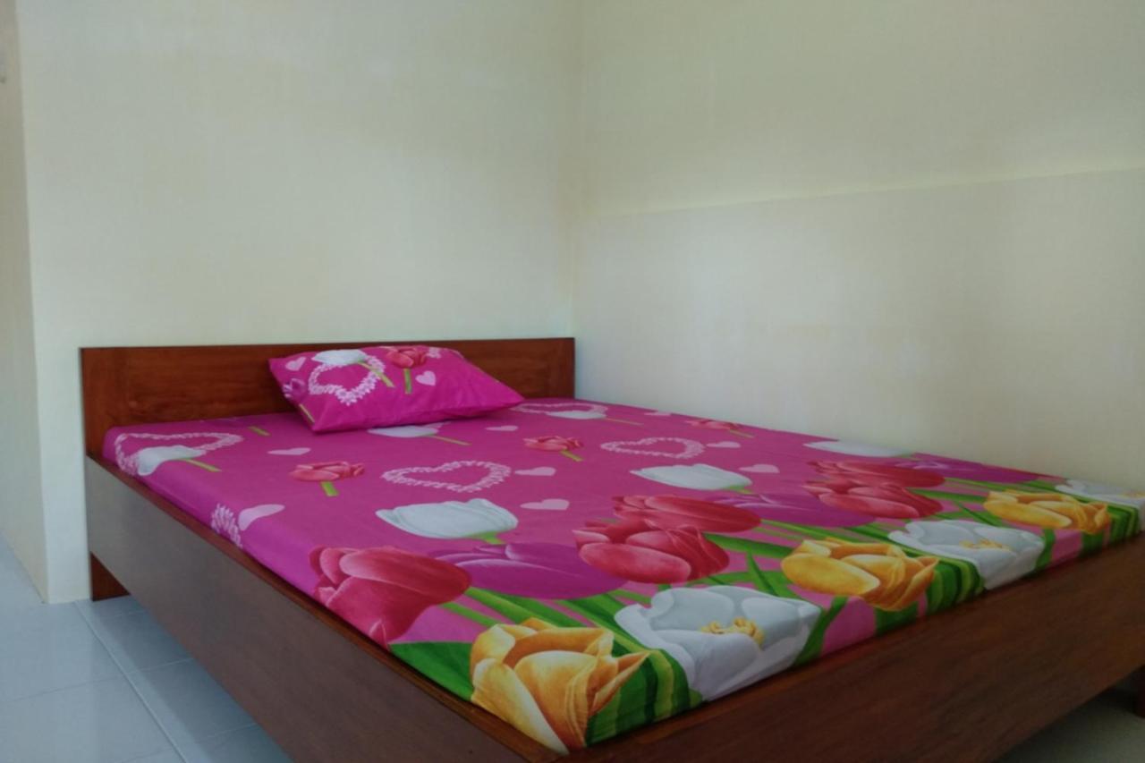 Kelapa Gading Homestay Syariah Redpartner Banyuwangi  Εξωτερικό φωτογραφία
